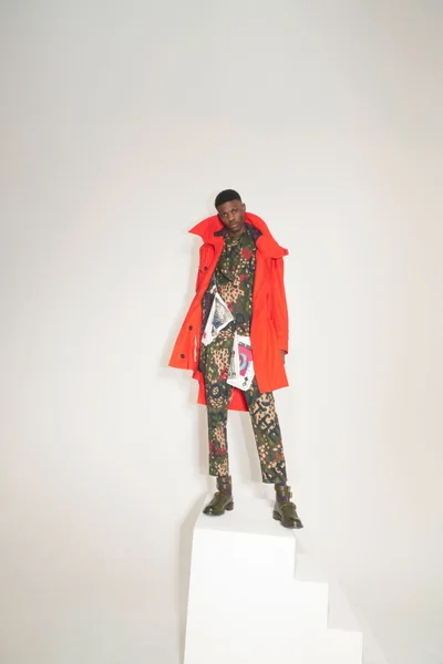 Look 50